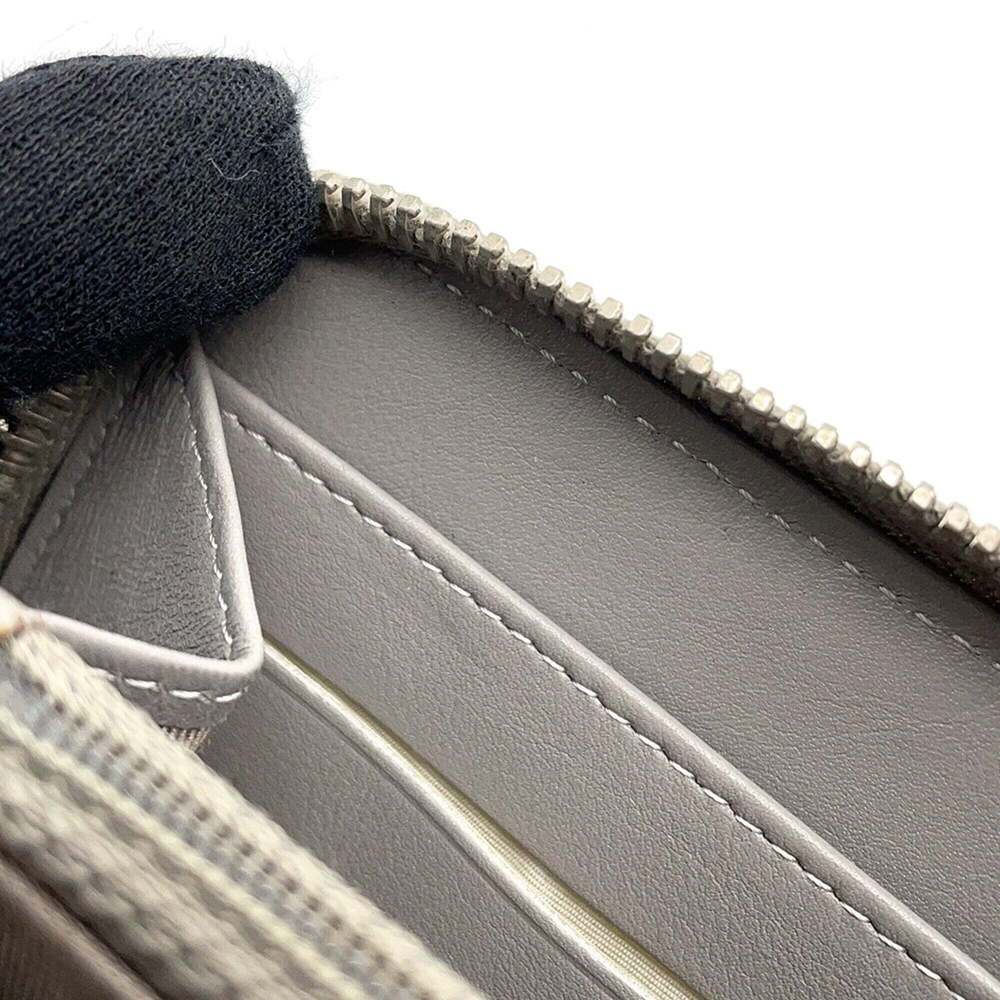 CHANEL Gold Leather Logo Wallet - Picture 12 of 16